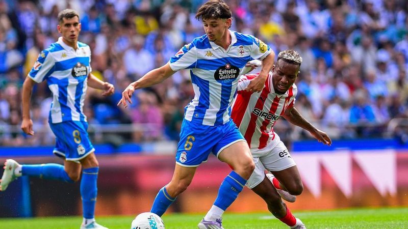 El VFL Bochum presenta oferta para cesión de Charlie Patiño antes del cierre del mercado