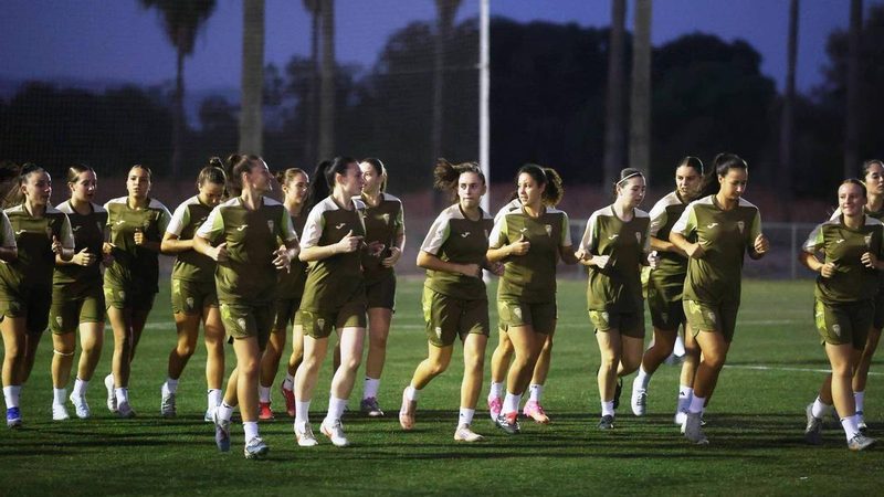 Córdoba CF y Real Betis protagonizan un apasionante duelo en la Copa de la Reina