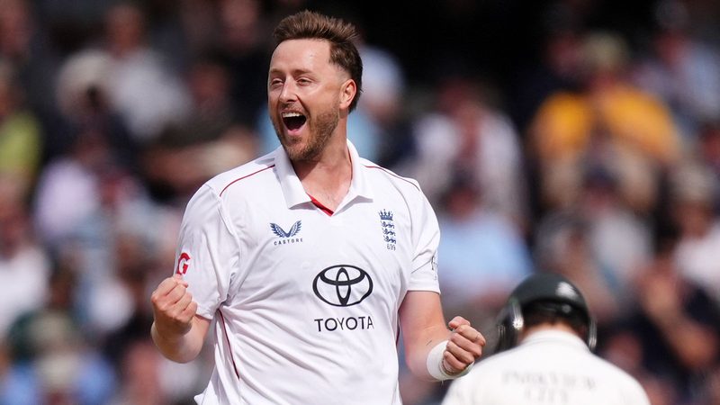 Joe Root Leads England Against Pakistan in First Test: Day One Insights