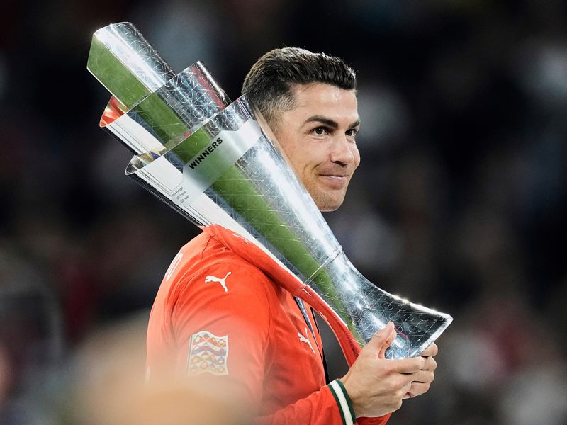 Cristiano Ronaldo: Un legado de 37 títulos y una carrera sin igual en el fútbol