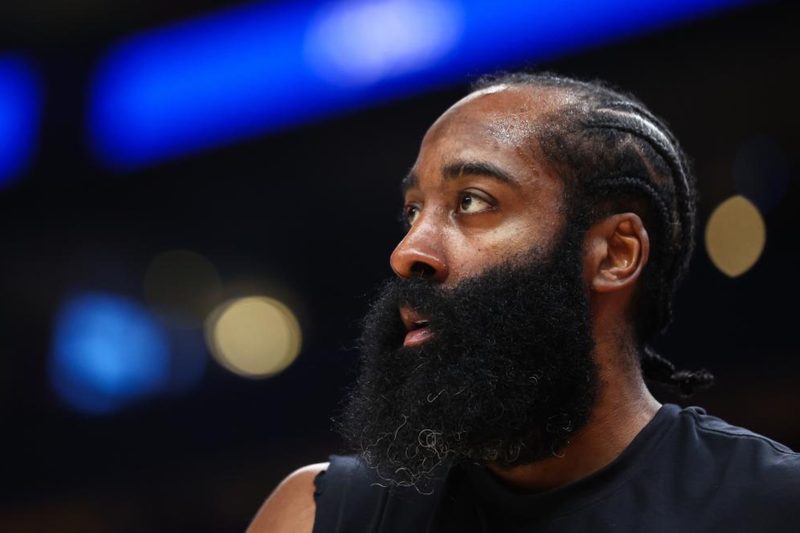 James Harden firma por tres años y se convierte en el cuarto mejor pagado de la NBA