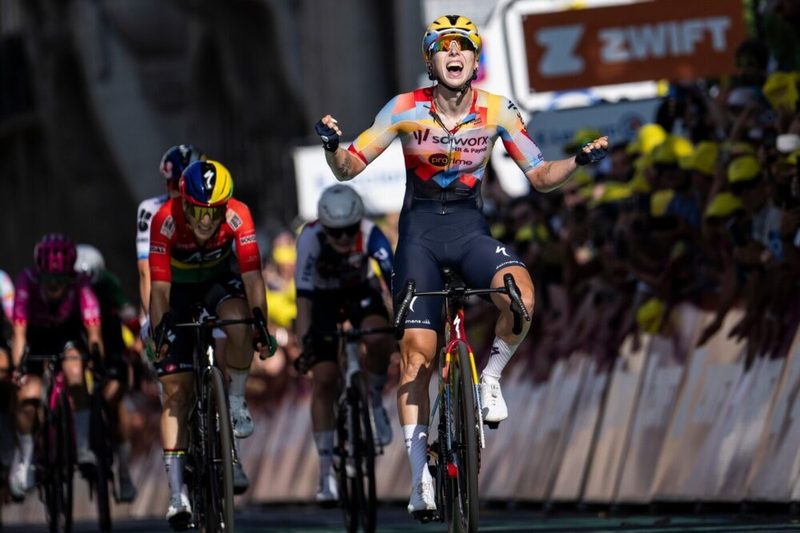 Lorena Wiebes trionfa per la seconda volta al Giro di Gran Bretagna 2026