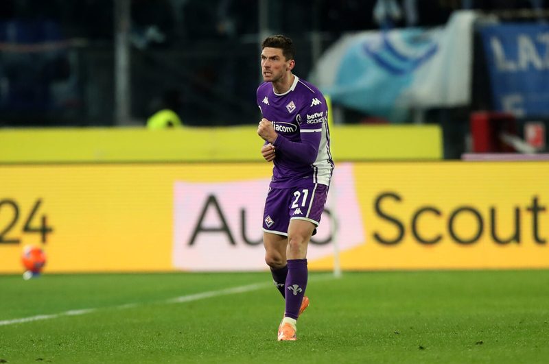 Mario Basler äußert Zweifel an Robin Gosens' Wechsel zu Schalke 04