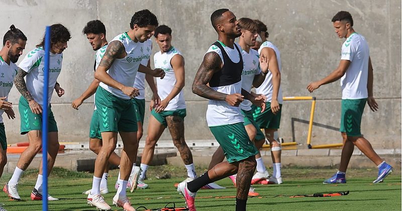 El Betis y la Real Sociedad se preparan para su debut en LaLiga 2026-27
