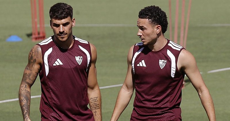 Olympiacos hace oferta de 12 millones por Rubén Vargas, Sevilla pide 20 millones