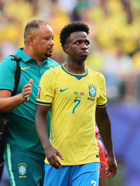Críticas e boicotes marcam amistoso da seleção brasileira contra a Índia