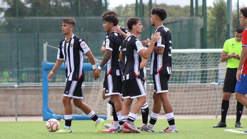 El CD Castellón B sucumbe ante el Girona B en un amistoso lleno de contrastes (4-2)