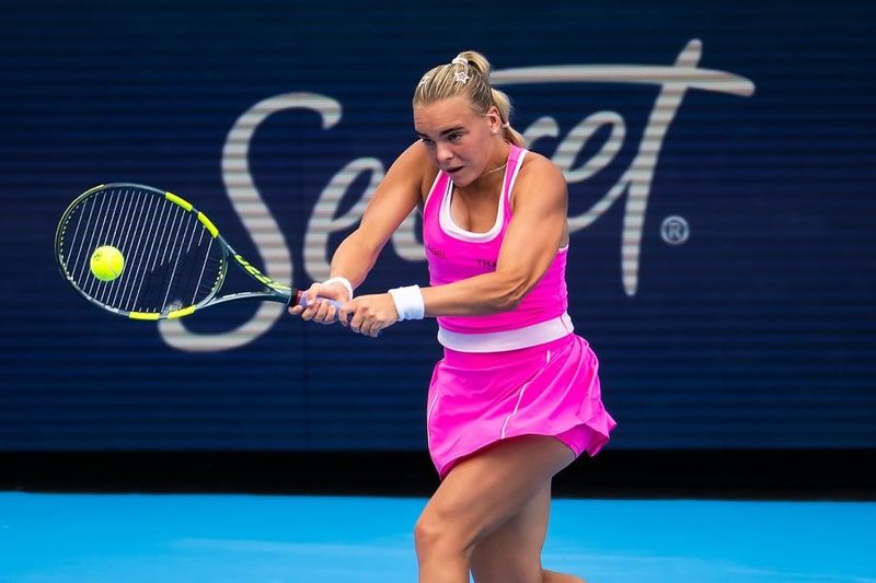 Sara Bejlek surpreende Madison Keys e avança para a semifinal em Cincinnati