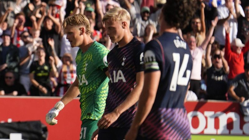 Tottenham's Disastrous Season Opener: Brentford Dominates 3-0