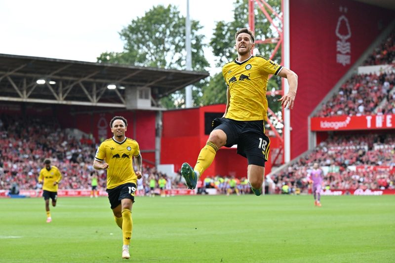 Anton Stach's Last-Minute Free-Kick Secures Leeds' Historic Win at Nottingham Forest