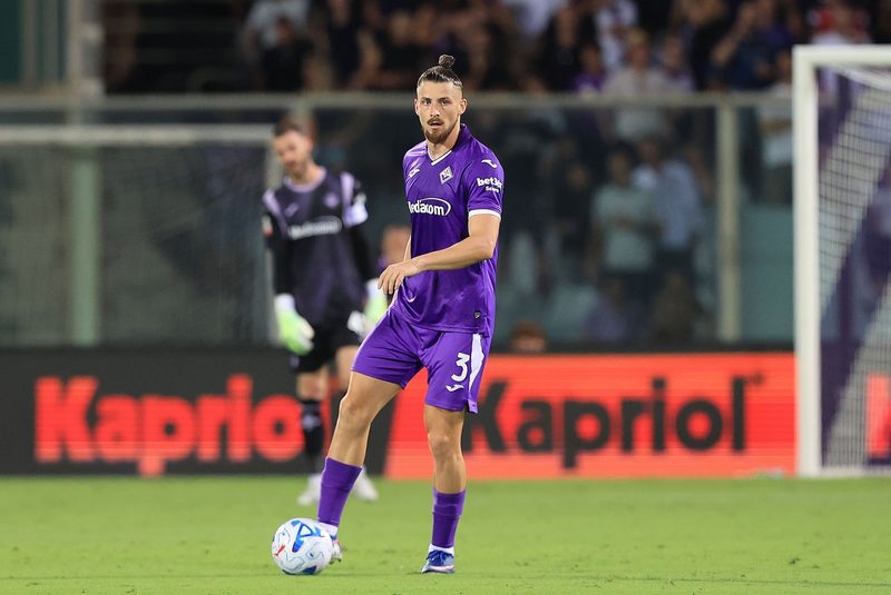 Dragusin esalta la Fiorentina: "Entusiasmo e umiltà, pronti per il campionato"