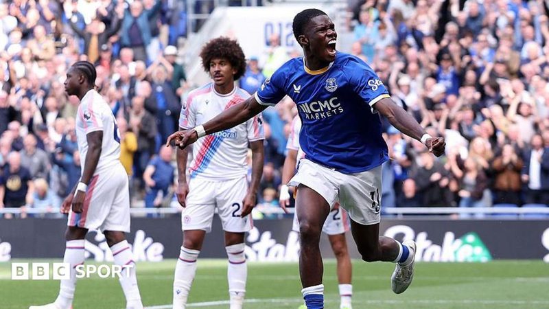 Thierno Barry Shines as Everton Defeats Crystal Palace 2-0 in Premier League Opener