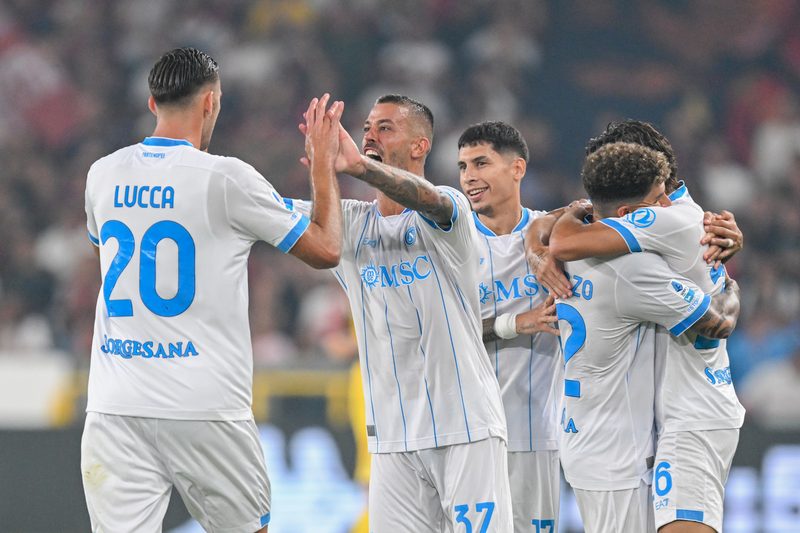 Inter e Napoli trionfano nel ritorno della Serie A: 4-1 e 2-0 in trasferta