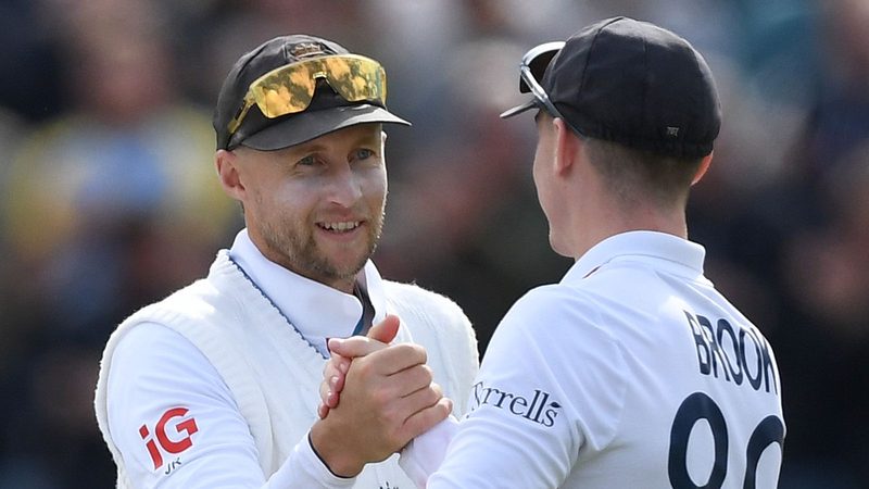 Joe Root Shines as England Outclasses Pakistan in First Test at Headingley