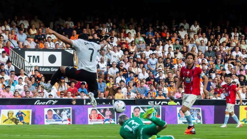 Guido Rodríguez llama a la unión y la ambición tras el empate del Valencia CF