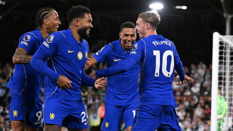 Il Chelsea di Xabi Alonso inizia con un trionfo: 3-2 sul Fulham ma la difesa preoccupa