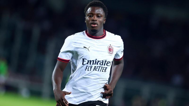 AC Milan's New Star Shines Bright, Raising Competition for Pulisic