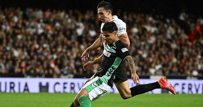 Valencia y Betis se enfrentan: horarios, canales y todo lo que necesitas saber