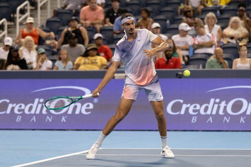 Lorenzo Sonego supera Herbert e avanza ai sedicesimi dell'ATP di Winston-Salem