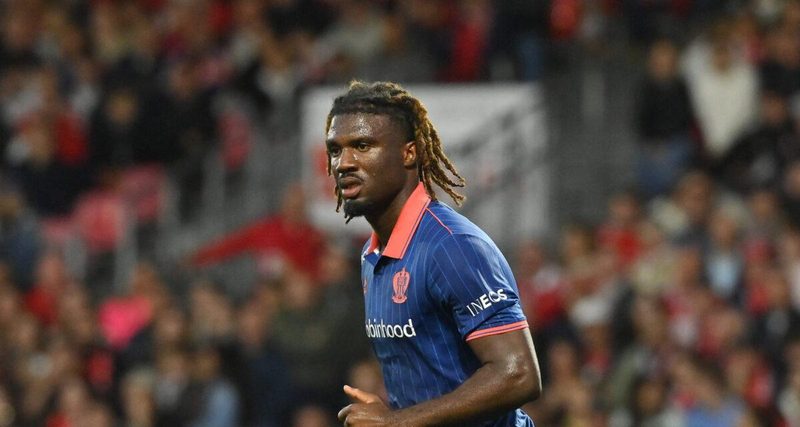 L'OGC Nice officialise le transfert de Terem Moffi vers Hambourg
