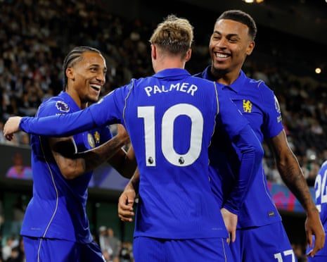 Chelsea Triumphs in Derby Thriller Against Fulham with Front Three Brilliance