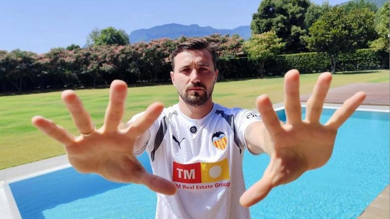 La portería del Valencia CF se fortalece con la llegada de Kayne Van Oevelen