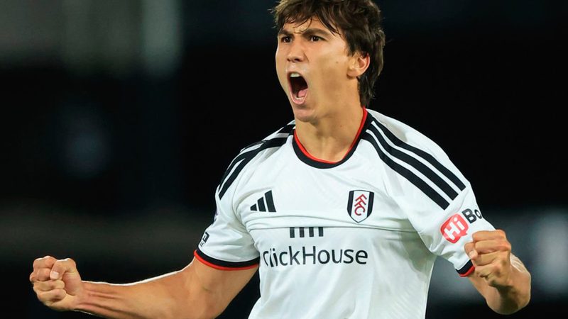 Gonzalo García brilla en su debut con el Fulham ante el poderoso Chelsea