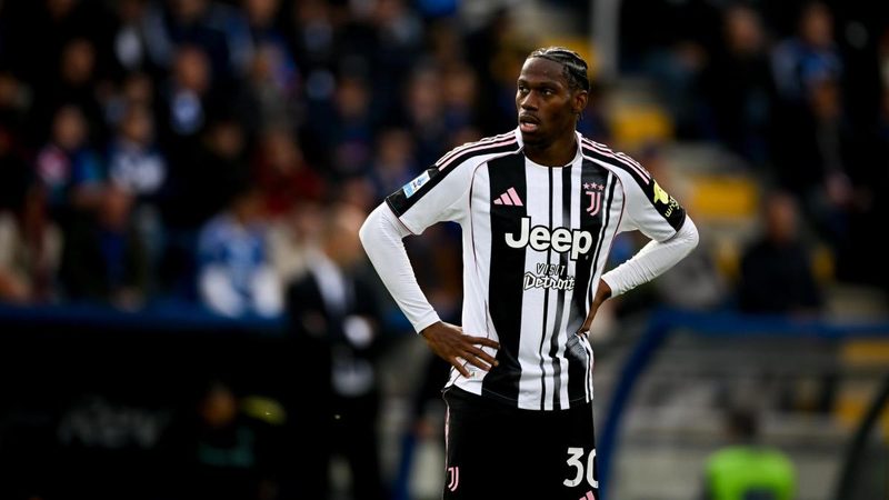 Juventus in fermento: cessioni strategiche e incertezze sul mercato