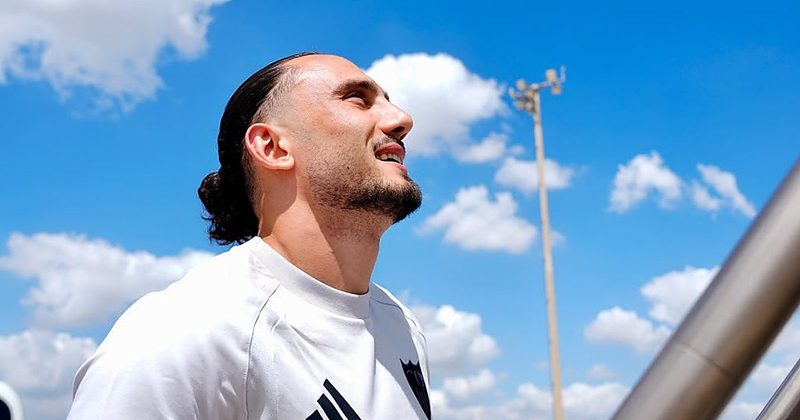 Kochorashvili se une al Sevilla tras un complicado proceso de salida del Sporting