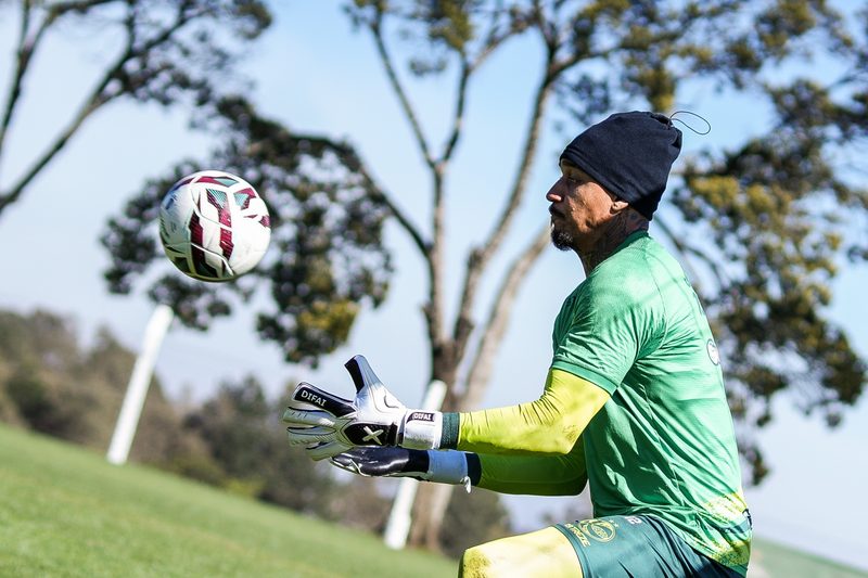 Juventude busca liderança da Série B com volta de titulares e Pedro Rocha no gol