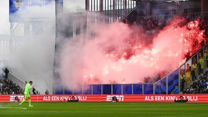 Ausschreitungen in der Eredivisie: Fünf Fans bei SC Cambuur gegen Feyenoord verletzt