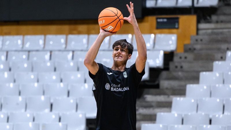 Diego Niebla se une a la selección española para la preparación del Mundial 2027