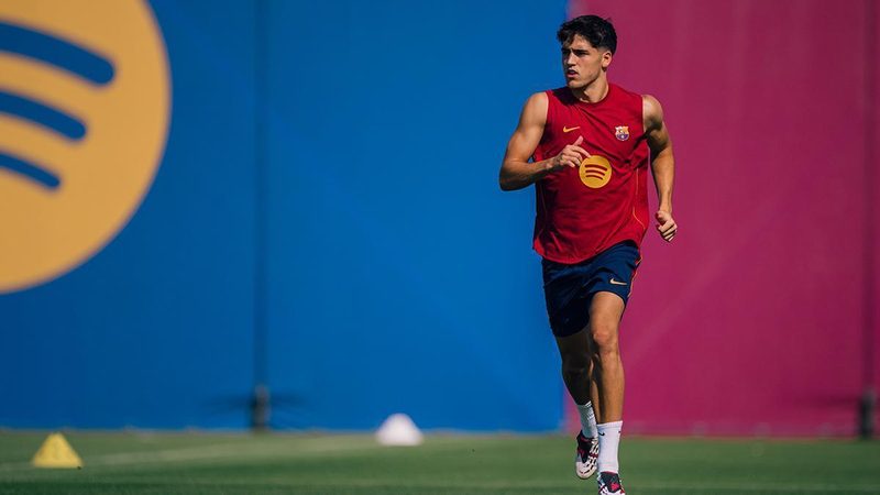 Pau Cubarsí sorprende y se posiciona como el mejor central del mundo en el Balón de Oro