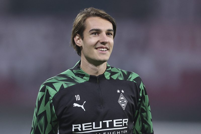 Borussia Mönchengladbach signalisiert klare Zukunftsansichten für Scally und Neuhaus