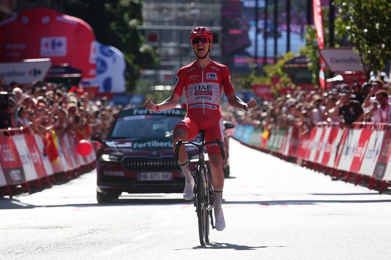 Pogacar Dominates Vuelta a Espana with Epic 50km Solo Ride to Stage 4 Victory