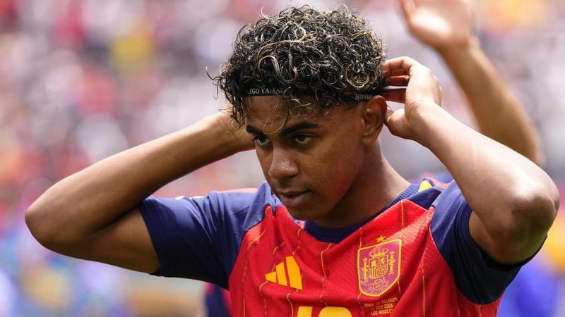 Luis de la Fuente destaca la madurez de Lamine Yamal y su futuro en la selección