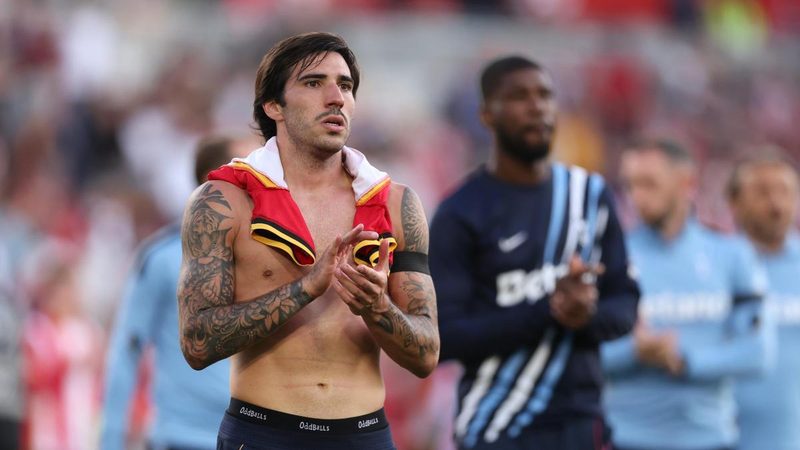 Mancini preoccupato: Tonali in ritardo all'esordio con gli Spurs