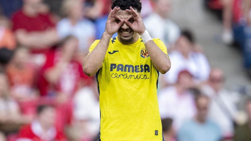 El Barcelona evalúa alternativas a Julián Álvarez con talento y economía en mente