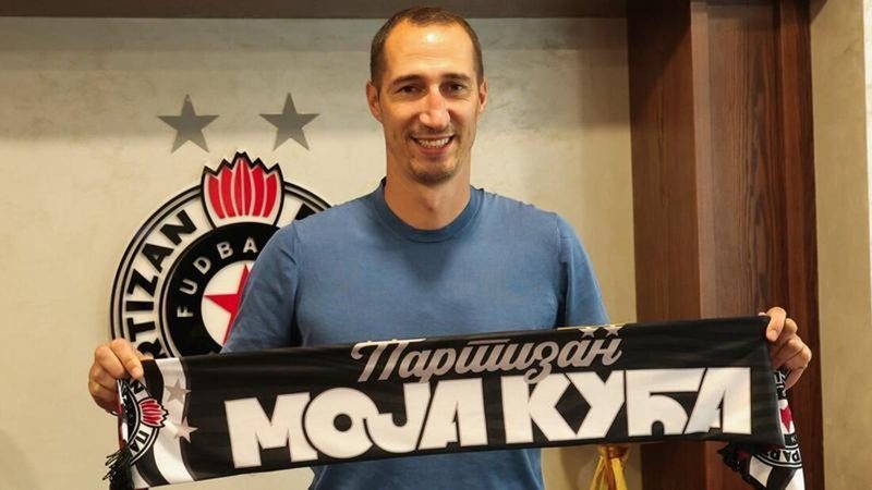 Radosav Petrovic deja la directiva del Partizán tras un breve mandato