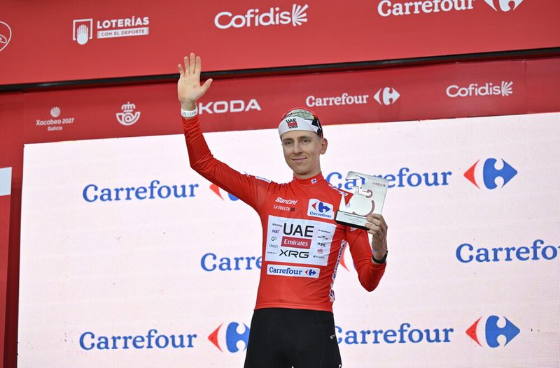 Tadej Pogačar domina la Vuelta: vantaggio stratosferico dopo sole quattro tappe