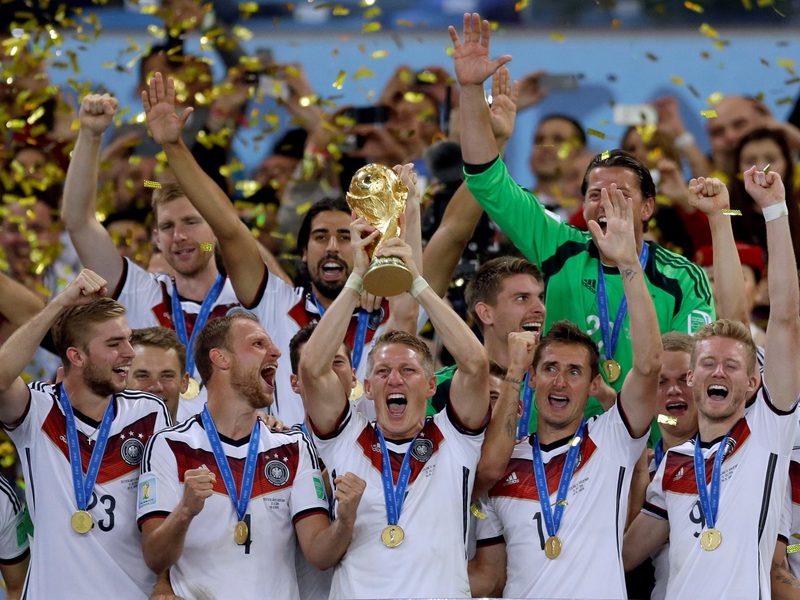 Mats Hummels y Thomas Muller inician su aventura en el fútbol con un club en Portugal