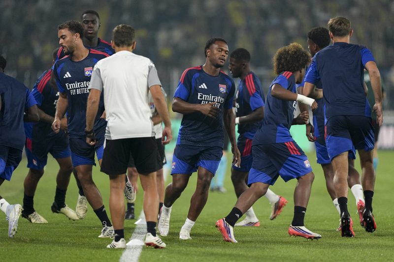 L'OL face à Fenerbahçe : une qualification cruciale mais des ventes nécessaires