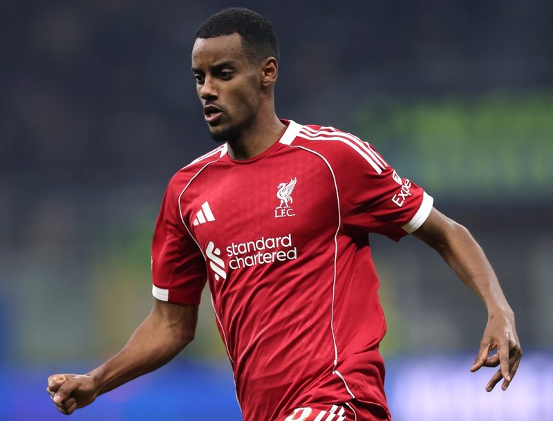 Shearer Advocates for Isak to Take Crucial Penalty in Liverpool's Draw Against Newcastle