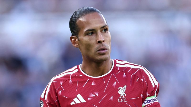 Van Dijk Faces Challenges in High-Press System as Liverpool Adjusts to Iraola's Tactics