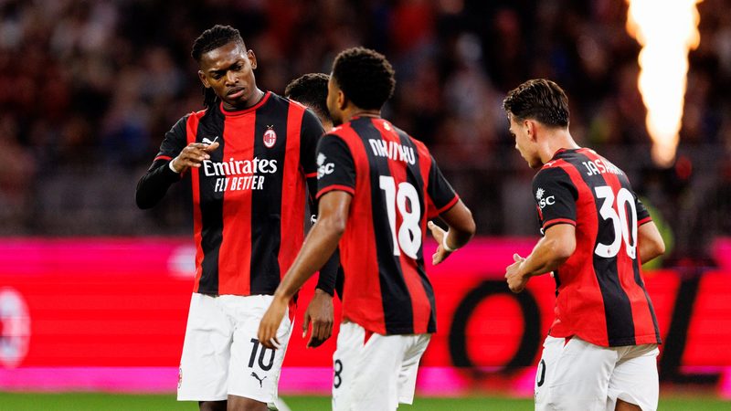 Rafael Leao sur le départ de l'AC Milan, Aston Villa en pole position