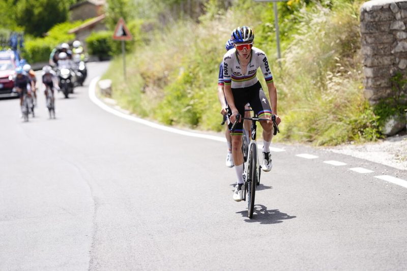 Lorenzo Finn scrive la storia: doppietta Giro NextGen e Tour de l’Avenir nel 2023
